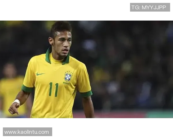 足球明星耳环高清图片欣赏展现独特风格与个性魅力